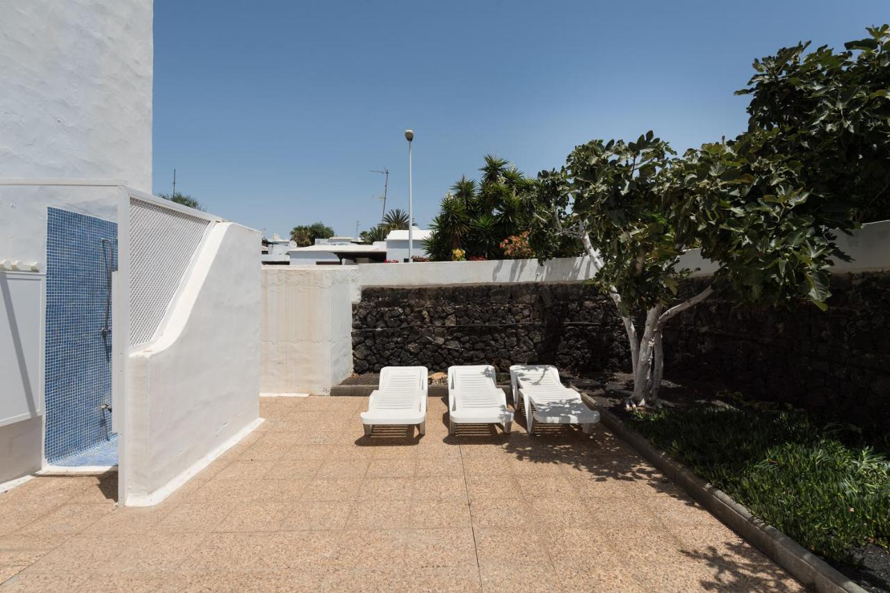 2Br Beach House - Solarium & Shower Terrace - 13 Puerto del Carmen  Exterior photo