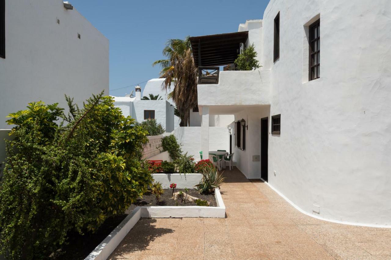 2Br Beach House - Solarium & Shower Terrace - 13 Puerto del Carmen  Exterior photo